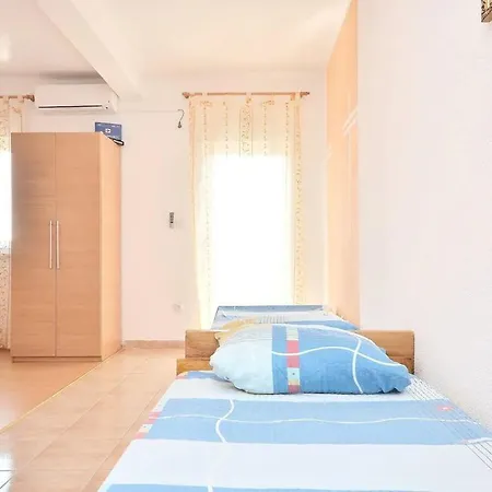 Vikendica House House Roko